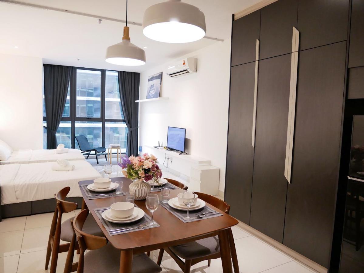 Atria Sofo Suites - Петалінг-Джая Екстер'єр фото
