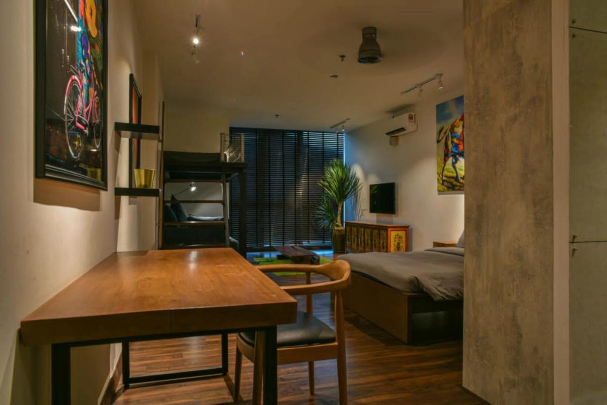 Atria Sofo Suites - Петалінг-Джая Екстер'єр фото